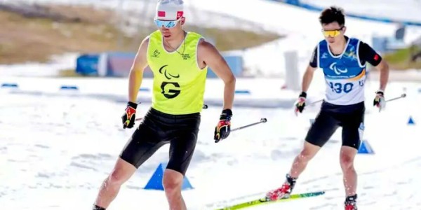 闪耀米兰：北京力量的冰雪传奇之余爽|AC米兰|冬残奥会|冬奥会|尚金财|越野滑雪_新浪体育_新浪新闻